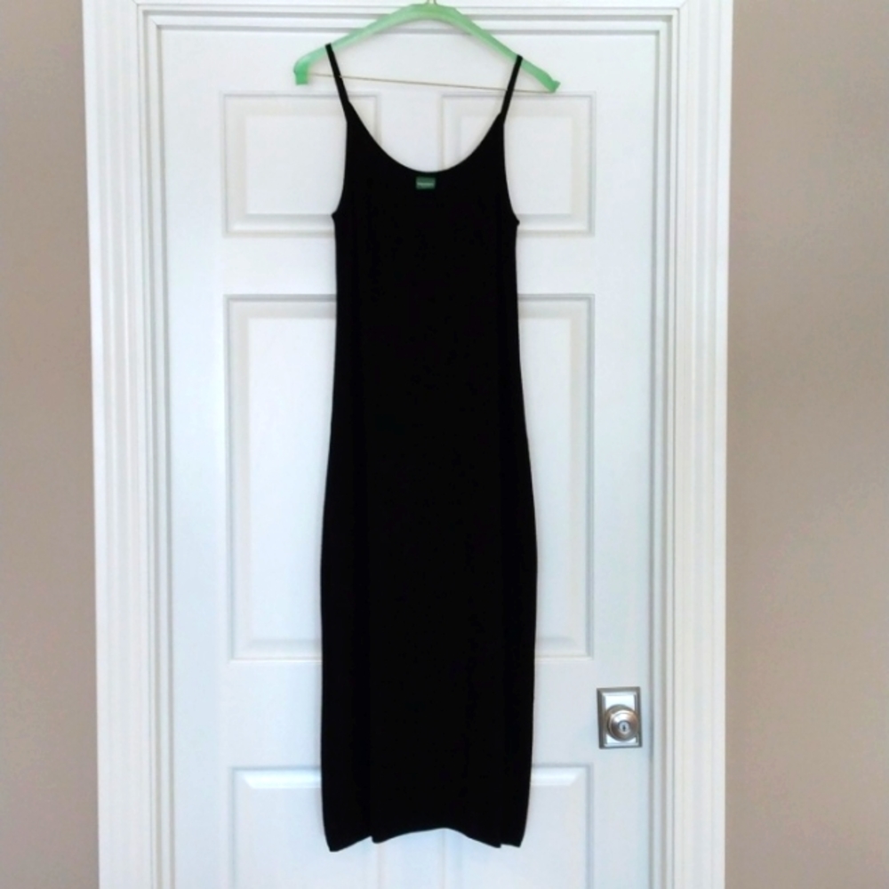 GEIGER COLLECTION BLACK KNIT SPAGHETTI STRAP DRESS GORGEOUS